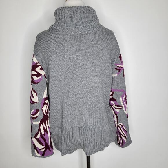 CAbi Eden Pullover Sweater Turtleneck Gray Bell Sleeves Gray Floral Women Medium - Picture 5 of 13